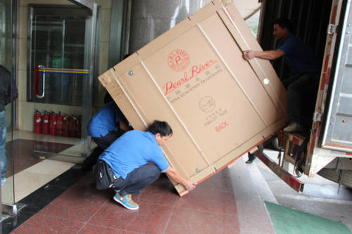 那坡钢琴贵重工艺品无忧运